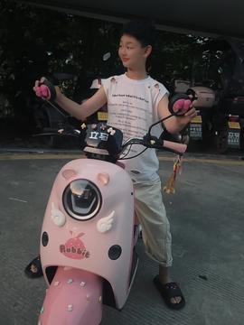 娃娃骑车爆料视频大全集,揭秘骑行背后的精彩瞬间